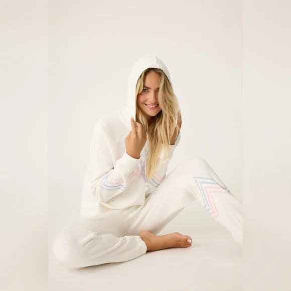 Salvage Women's Mountain Bound Ski Hoodie and Pant Set Medium